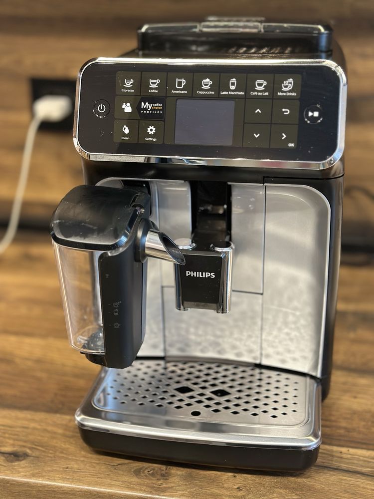 Кафемашина Philips 4300 LatteGo – автоматична еспресо машина