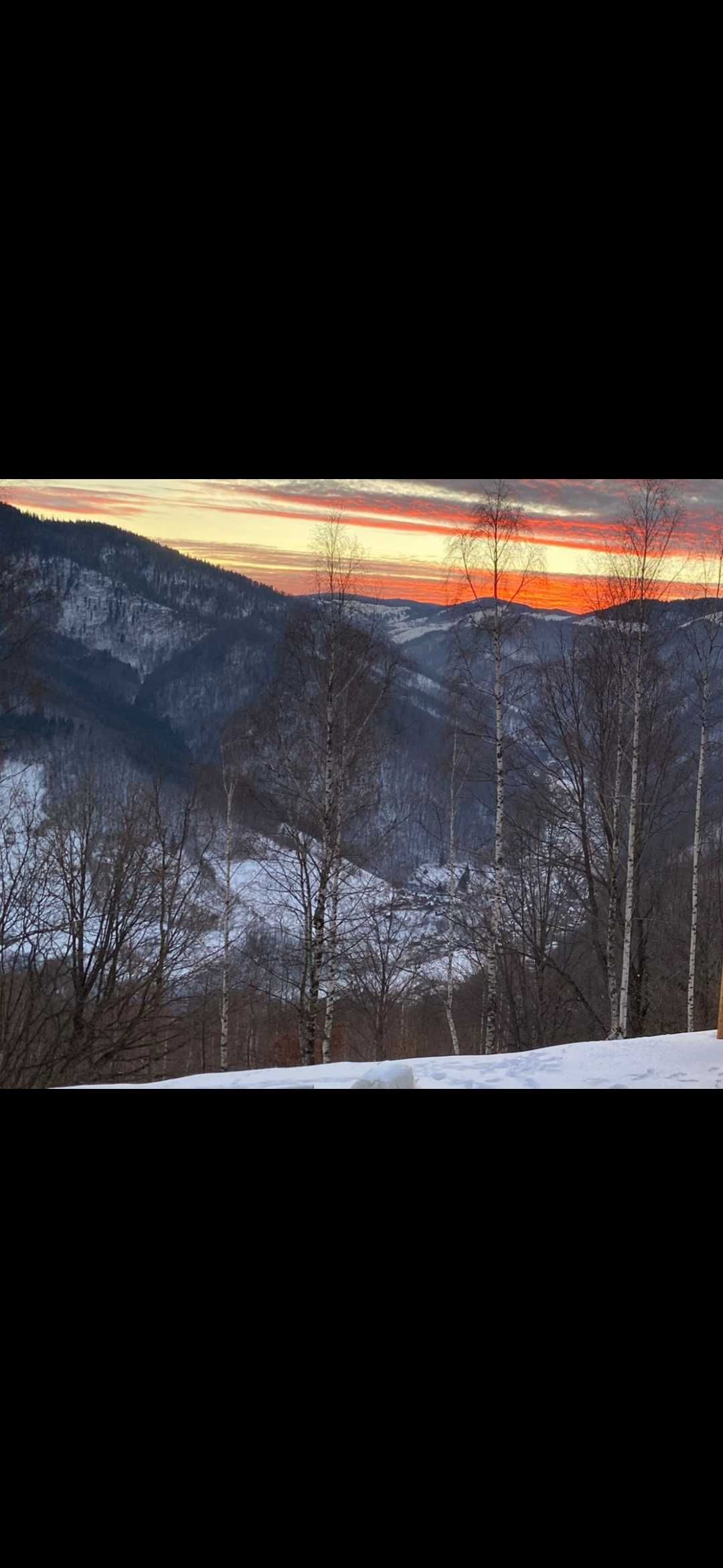 Vand teren Muntele Rece panorama spre Valea Ierii