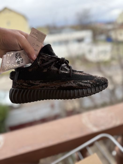 Yeezy 350 V2 MX Rock marimea 39