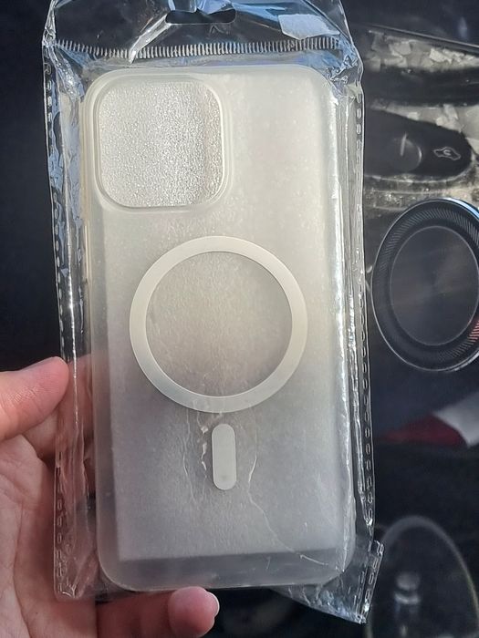 Iphone 14 pro max chexollar sotiladi чехлы на айфон 14 про макс