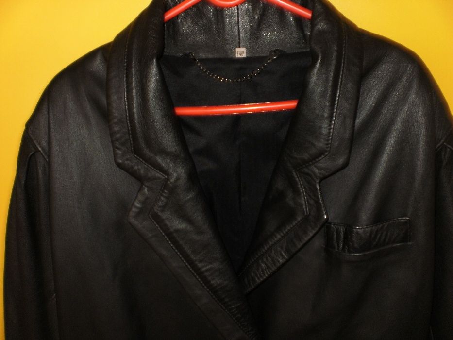 Geaca de piele de dama marimea 46