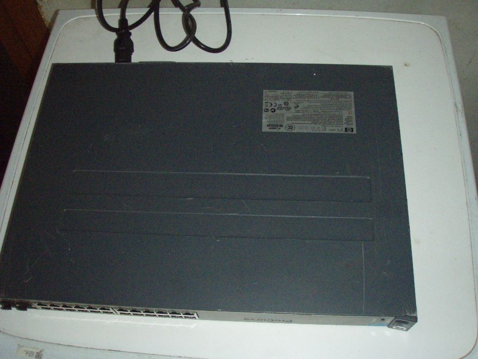 Switch PoE 24 porturi HP ProCurve 2610-24-PWR J9087A