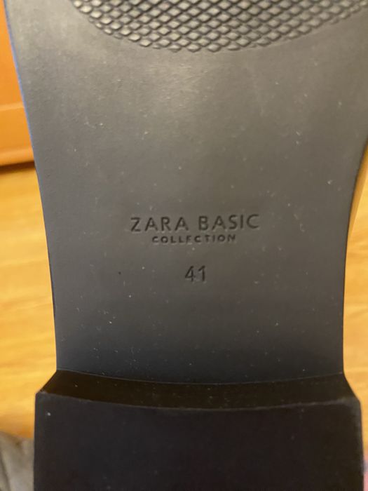 Cizme Zara noi cu eticheta ,masura 41