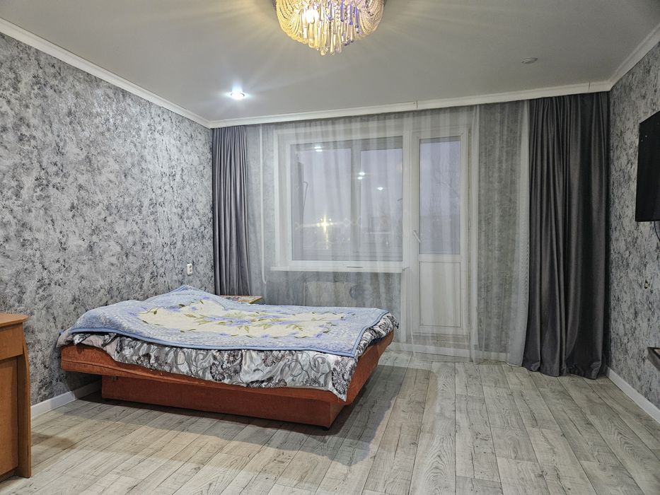 2х ком квартира на 3 этаже из 5, район Автопарк (маршрут 43)