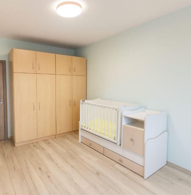 Дава се под наем Тристаен апартамент в Варна, Бриз - 91 кв.м за 575 € - Снимка #4