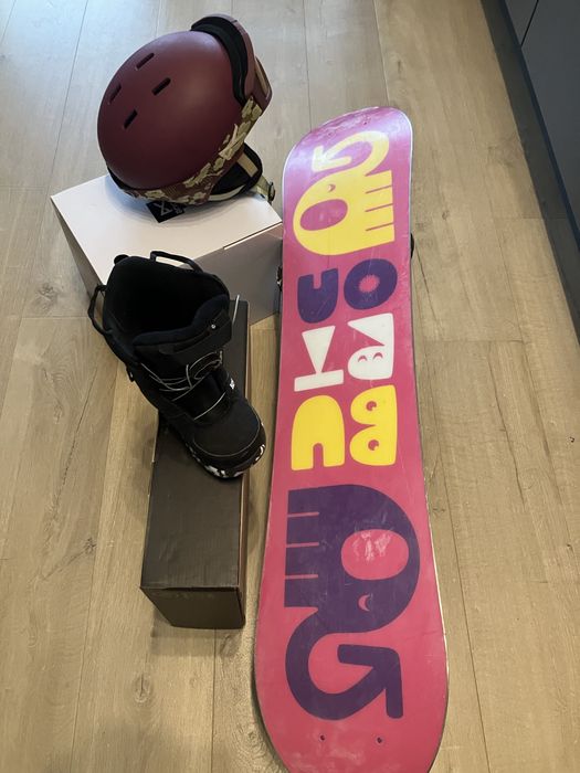 Placa snowboard Burton Chicklet + Boots Burton BOA + Casca + Ochelari