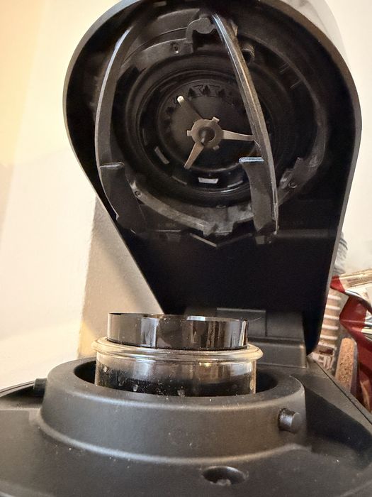 Nespresso Vertuo Pop impecabil