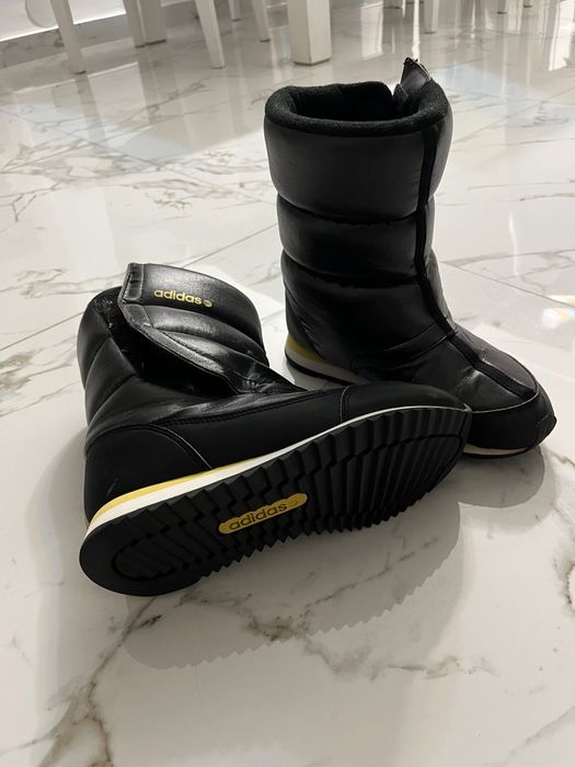 Vand  ghete  Adidas dama