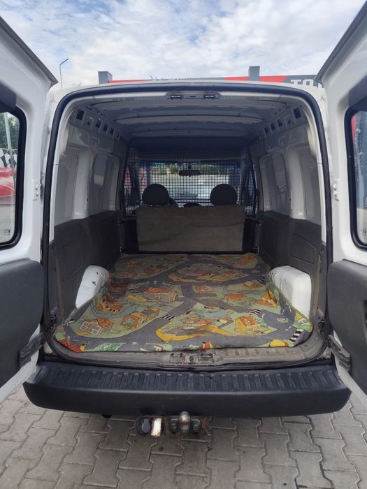Vând Opel Combo 1.7