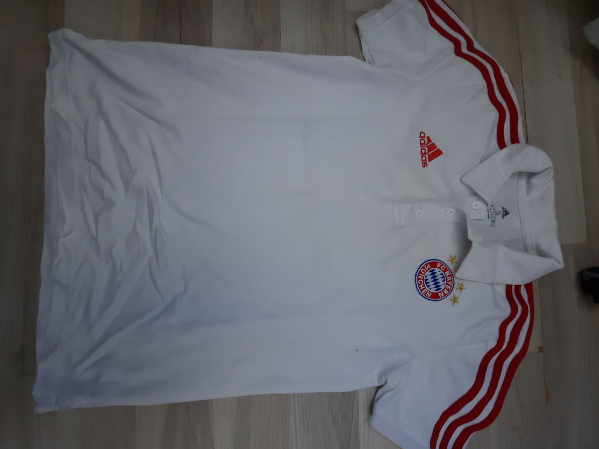 Fc Bayern(polo) t-shirt din Fc bayern fan shop