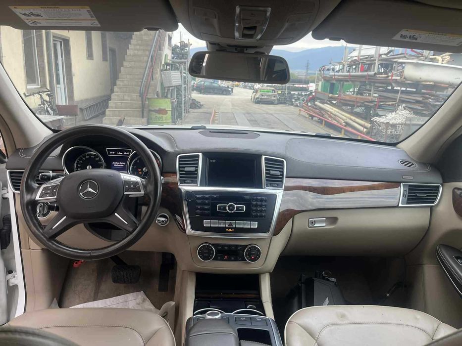 Mercedes GL 550 / Мерцедес ГЛ 550 4. 6 435 кс бензин 2014г.