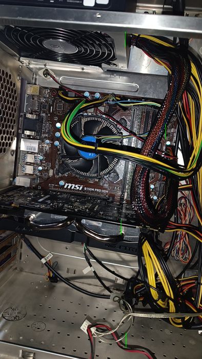 Unitate PC light gaming