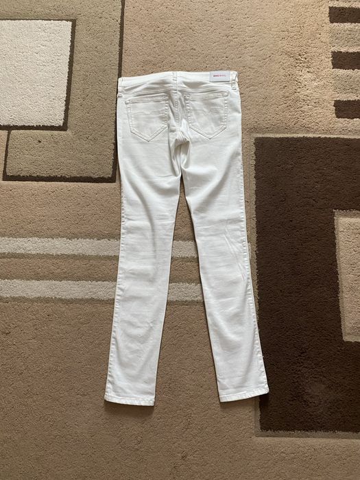 Blugi diesel albi