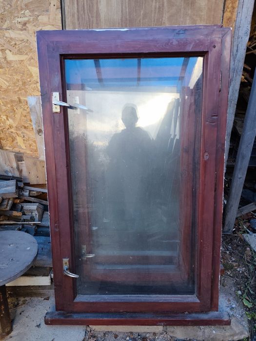 Масивна дървена дограма