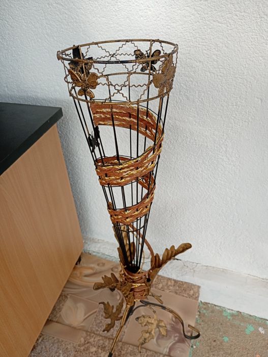 Suport pentru umbrele/flori