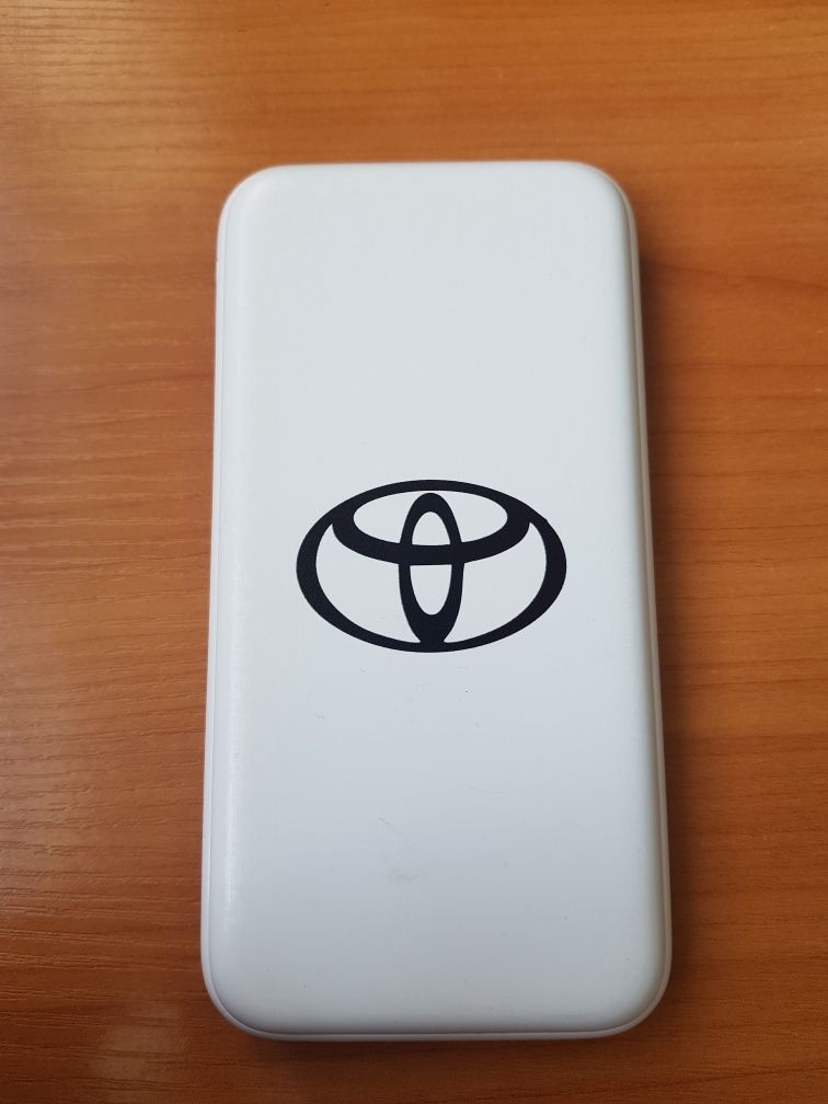 Power bank (повербанк)