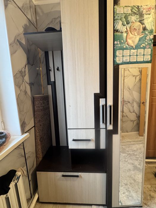 Шкаф для прихожей