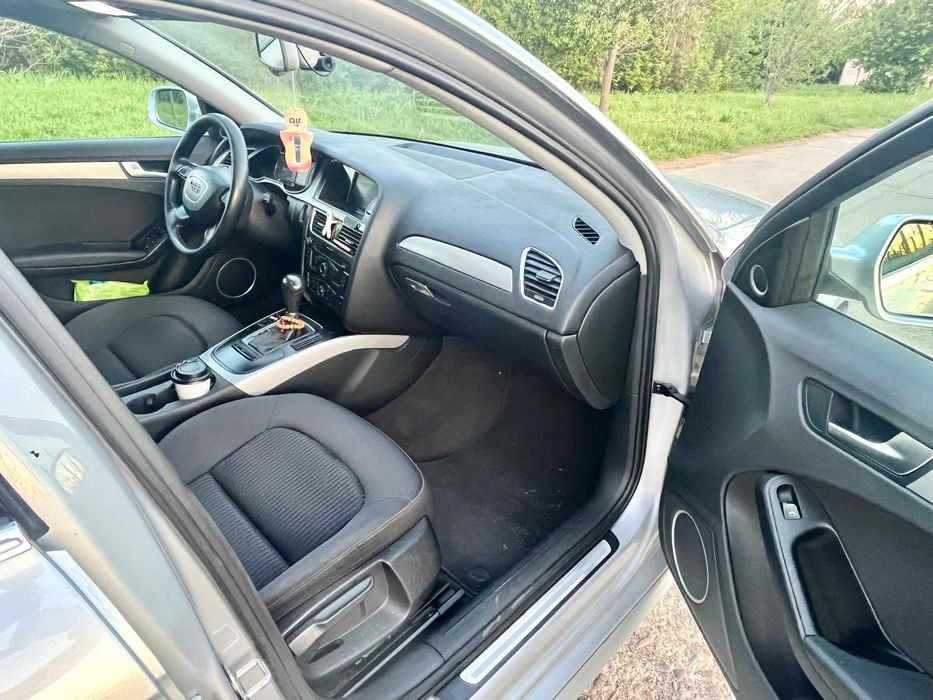 Audi A4 B8 2.0tdi 140cp Fab.2011 Automat