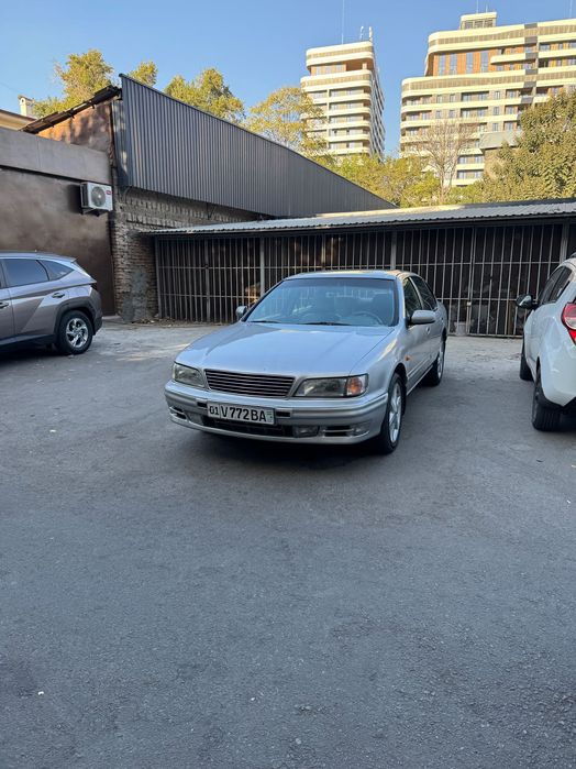 Nissan Maxima A32 (1996, 3.0V6, Механика, Арабка)