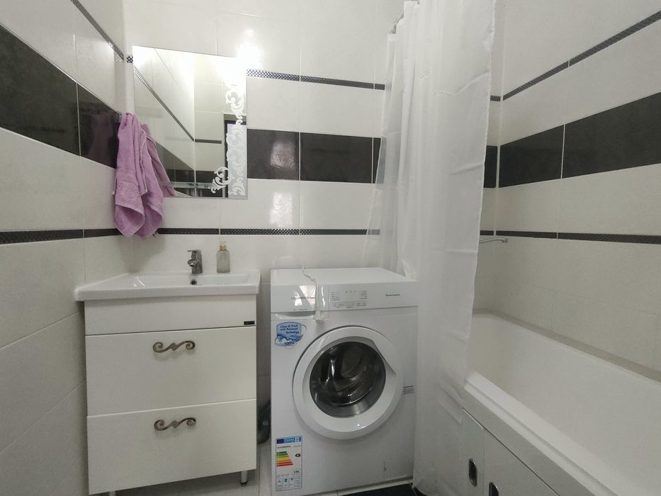 2к.кв в центре Батыс-2