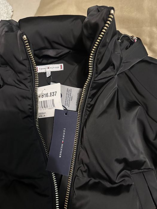 Чисто ново зимно яке Tommy Hilfiger