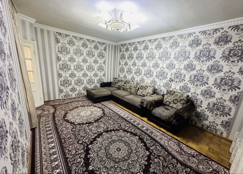 Ц1 2-х комнатная квартира , 65м2 . Садик Азимов