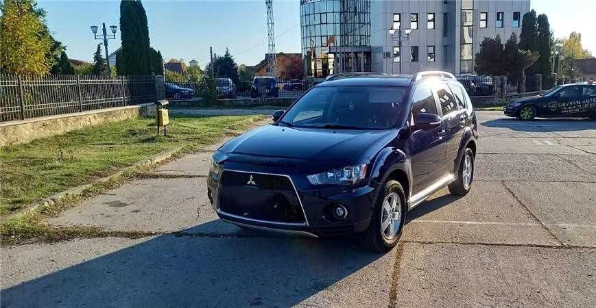 Mitsubishi Outlander 2011 4x4