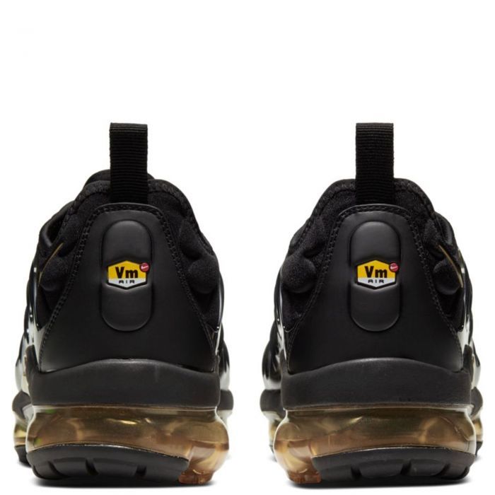 Nike Air Vapormax plus/Black-metallic gold/ 42,43,44,45