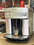 DeLonghi Magnifica ESAM 3200.S - 6 месеца гаранция !