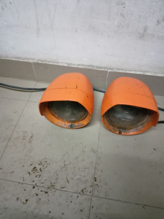 Vand faruri tractor fiat