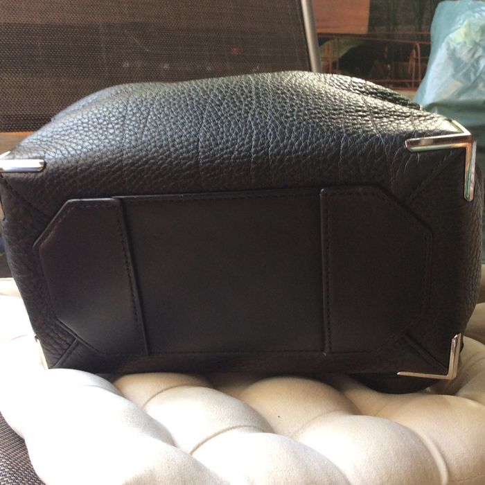 Оригинална кожена раница