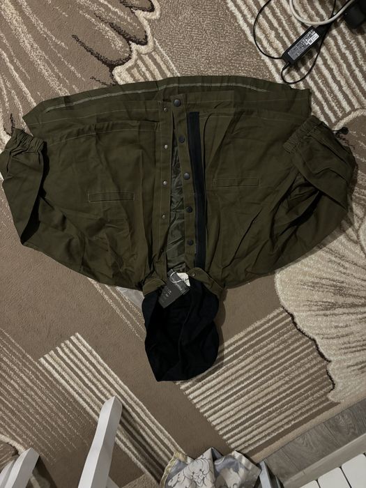 Жеңіл сырт киім.