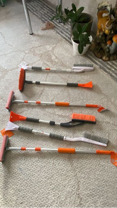 Автомобильные щетки для чистки и мытья окон