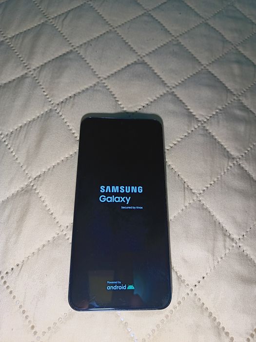 Telefon Samsung S 22