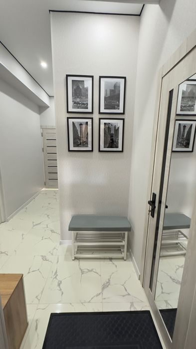 Срочно 3 хонали крытый рынок 3х комнатная квартира в центре города