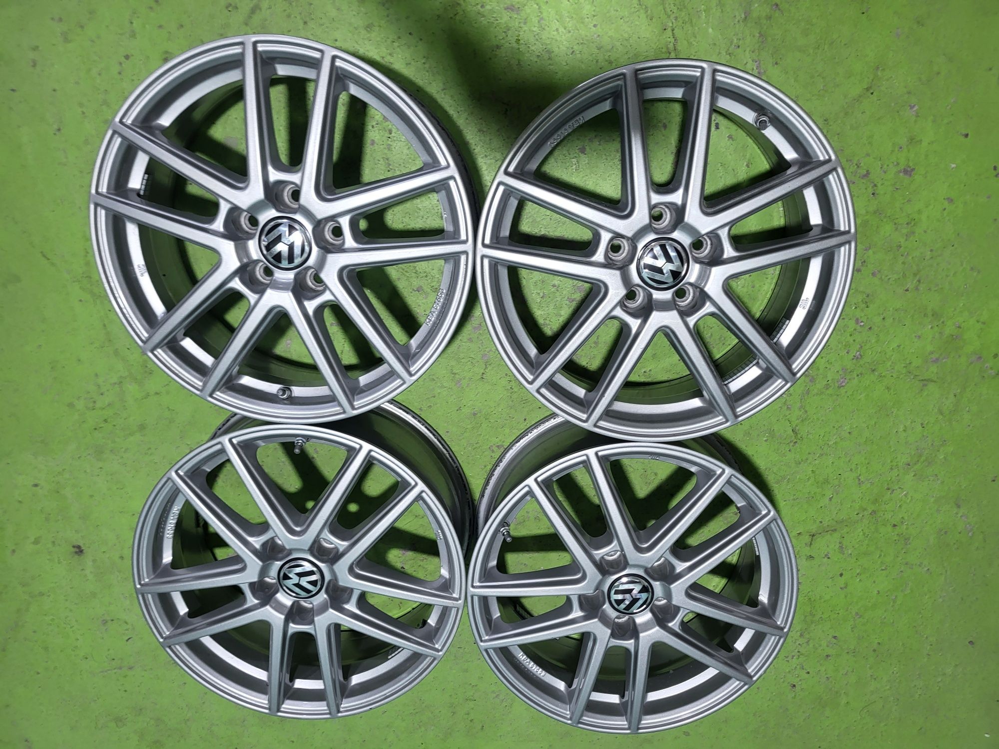 17 5x112 Vw Passat Touran Caddy Skoda