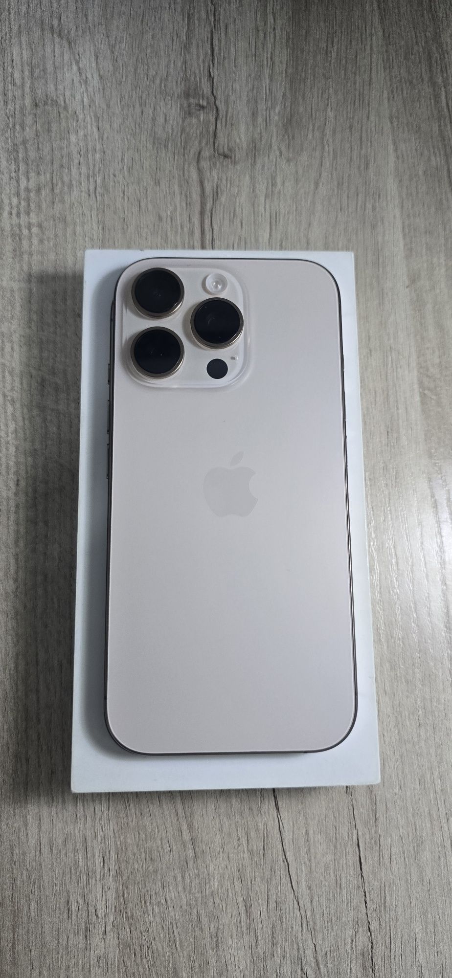 Iphone 16 pro desert 256gb