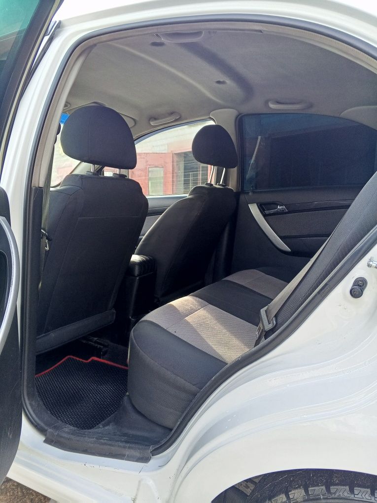 Ravon Nexia R3 на автомате