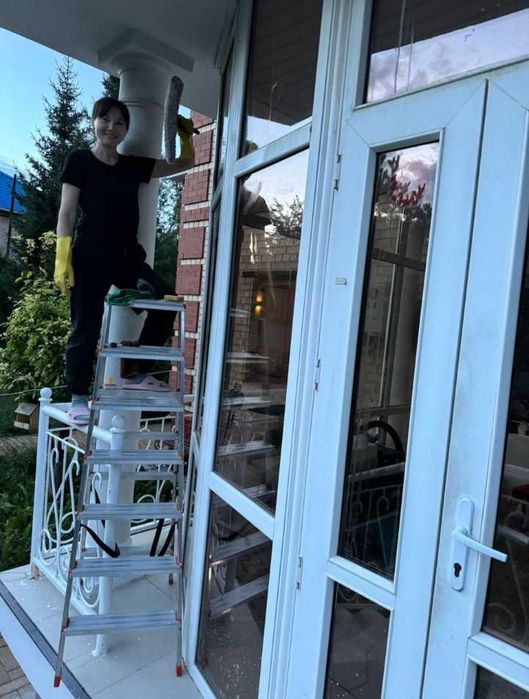 Мойка окон, уборка, химчистка