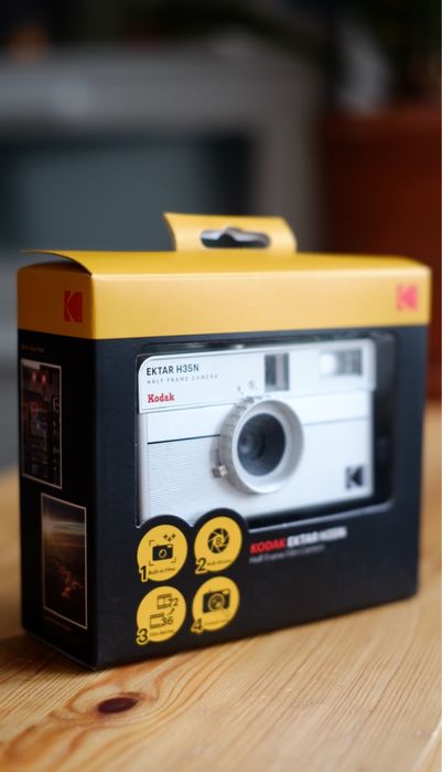Продам пленочную камеру Kodak Ektar H35N - делает 72 кадра из 36