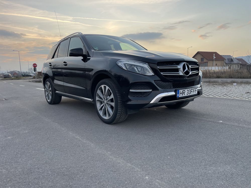 Mercedes Benz GLE 350 D 258cp 4Matic Impecabil !