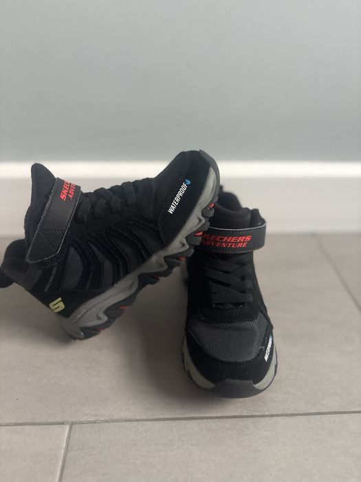 Ghete Skechers baieti
