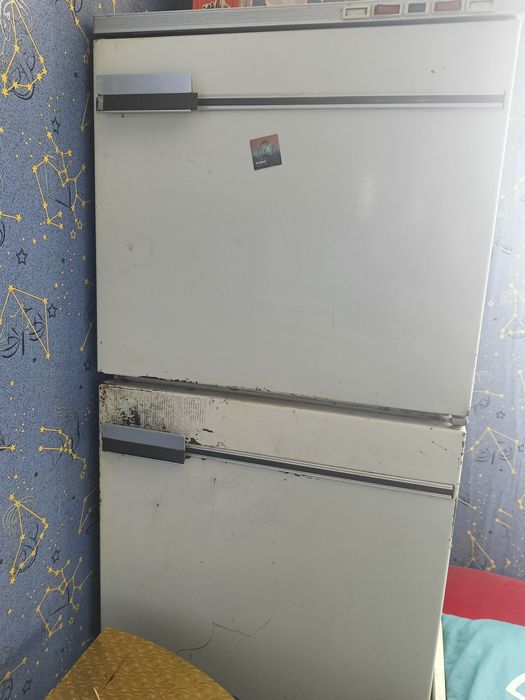 Продам холодильник
