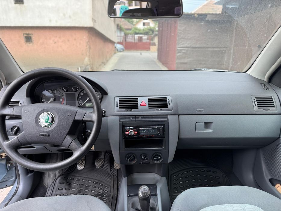 Vând Skoda Fabia combi