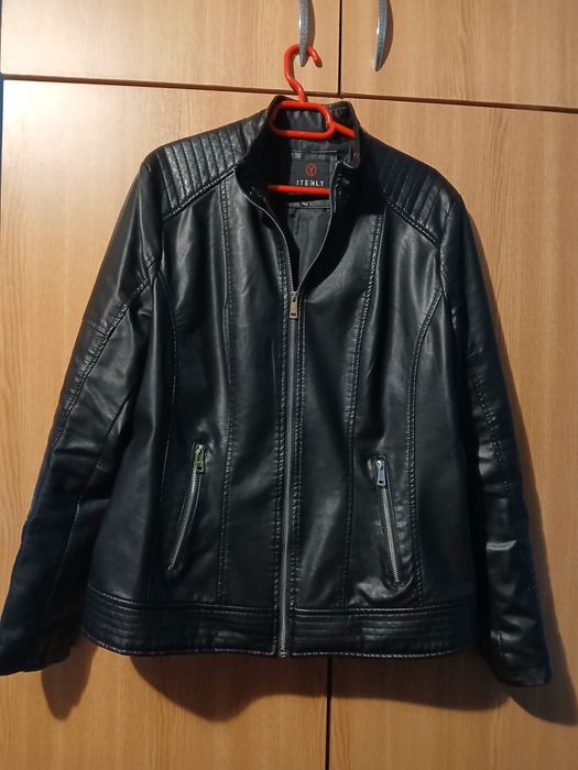 Geaca imitatie piele