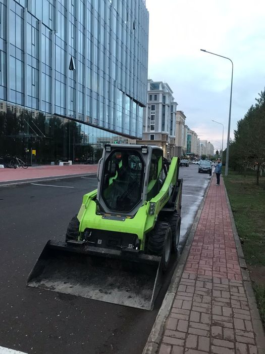 Аренда Услуга погрузчик , мини погрузчика , бобкат бобкэт, мксм