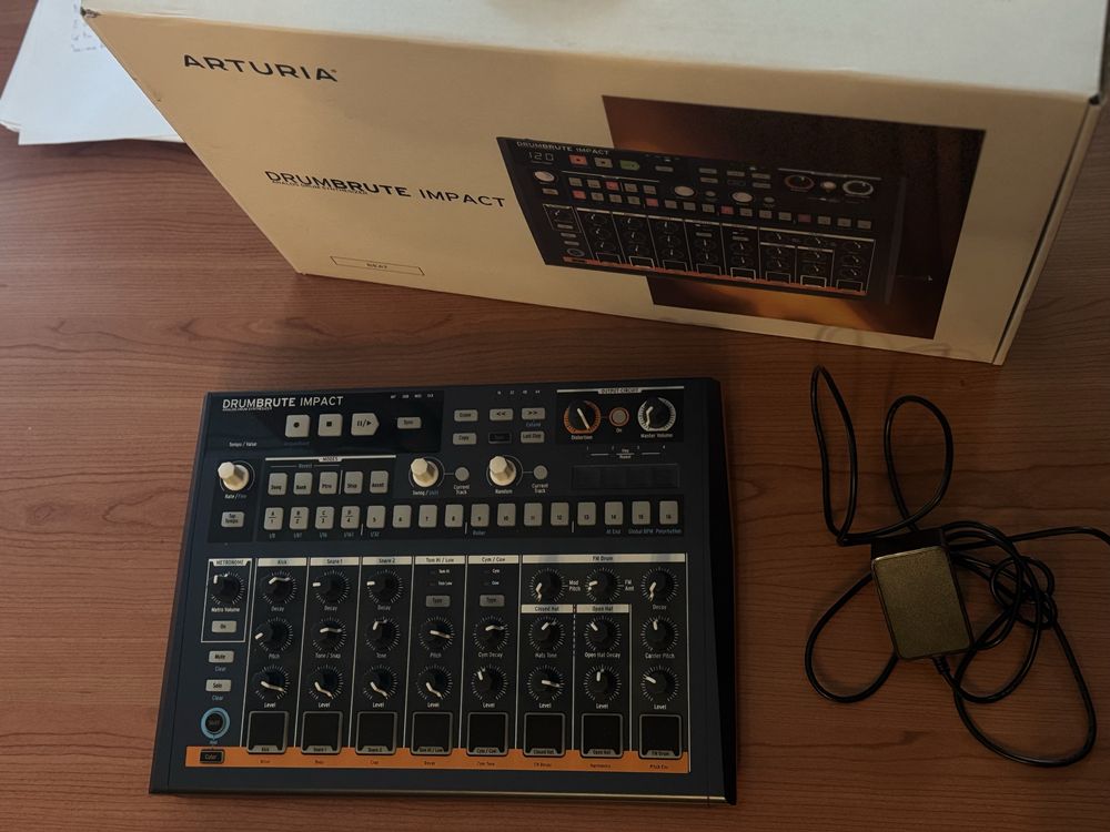 Arturia DrumBrute Impact – stare impecabilă – 1000 RON