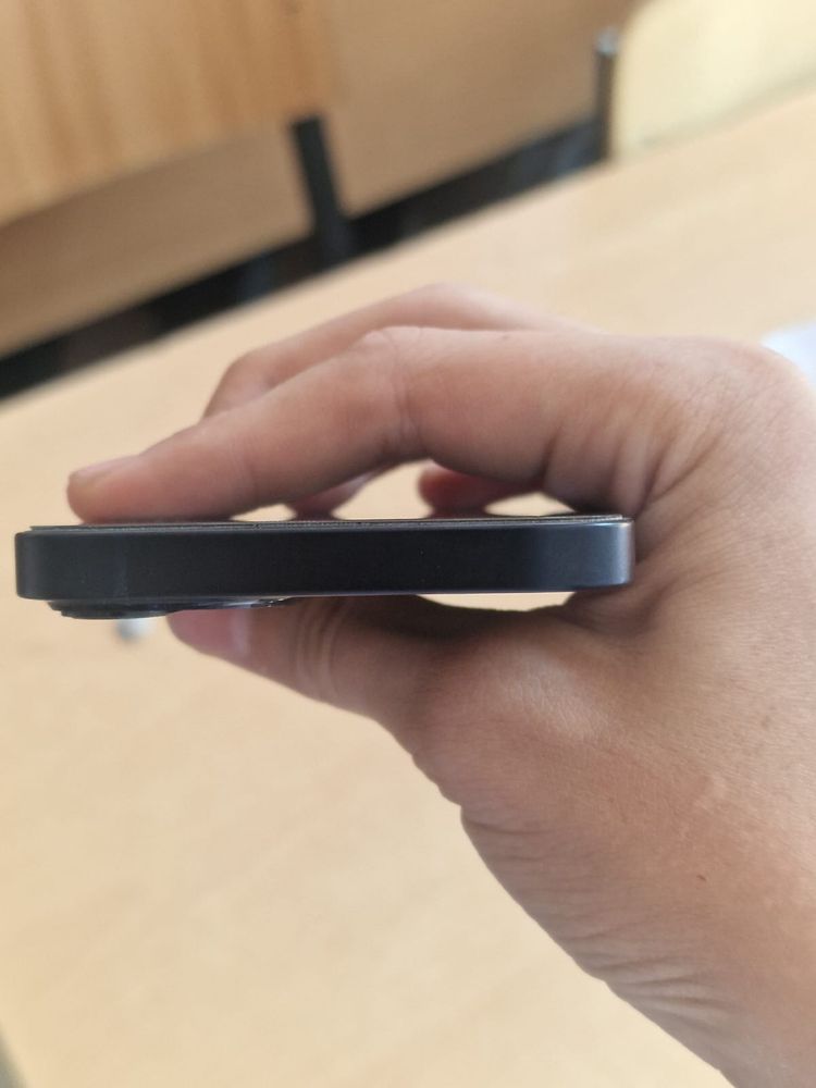 iPhone 13 6/128 87% акб