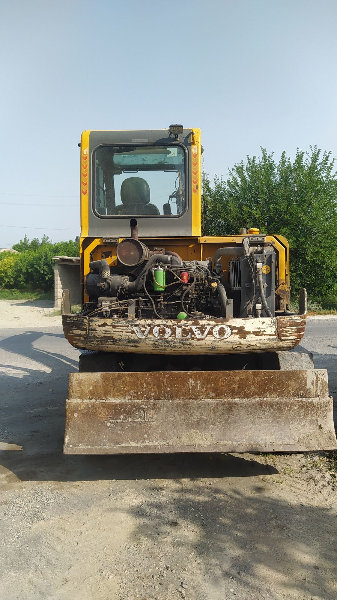 Volvo 55 yili 2004