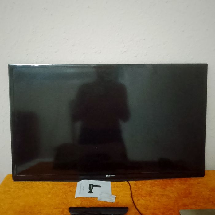 Samsung 32 talik televizor sotiladi